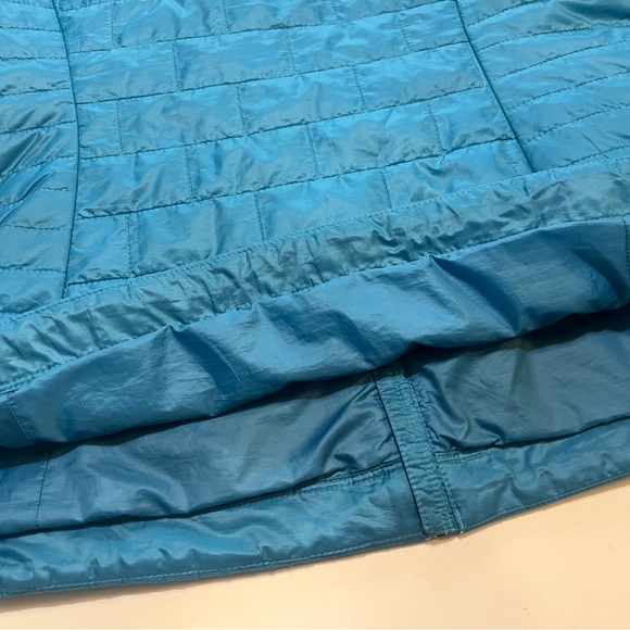 Patagonia Women's Puffer Jacket - Picture 8 of 8